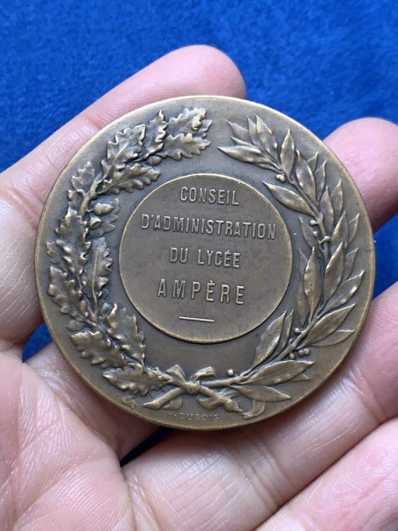 《竞宝斋》第455场 周日，周一 2场连拍 （全场包邮，欢迎送拍） 四枚一组 法属阿尔及利亚安培中学管理委员会纪念铜章 总重约316.8克 50mm