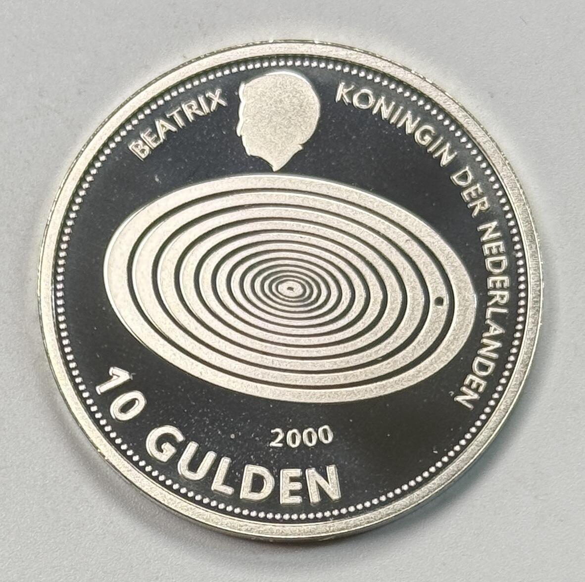 S&S Numismatic世界钱币-拍卖 第118期  荷兰2000年 千禧年 10荷兰盾精制纪念银币  15克800银，品相如图