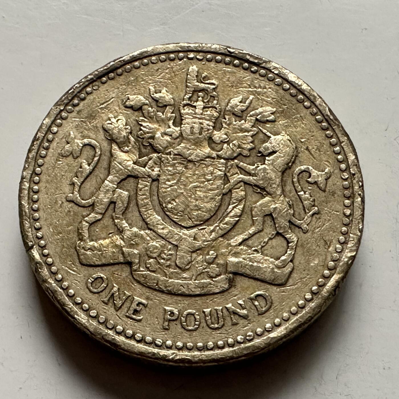 🌹外币初藏🌹🐯2026年第3场  每周二四六晚8️⃣点 接代拍 英国1983年一英镑