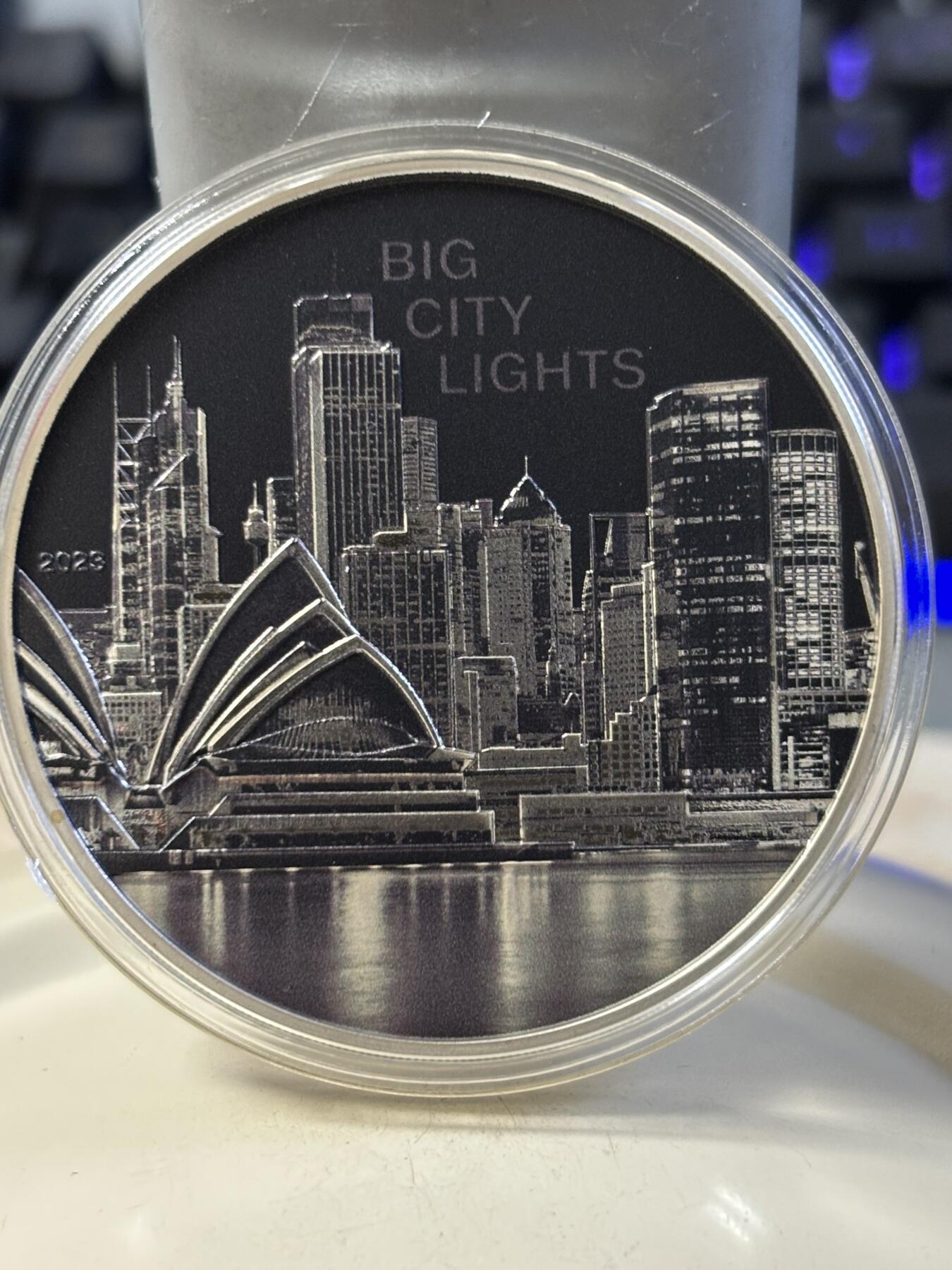 第187期拍卖 库克2023年城市之光系列澳洲悉尼1盎司纪念银币，999银，发行2023枚
