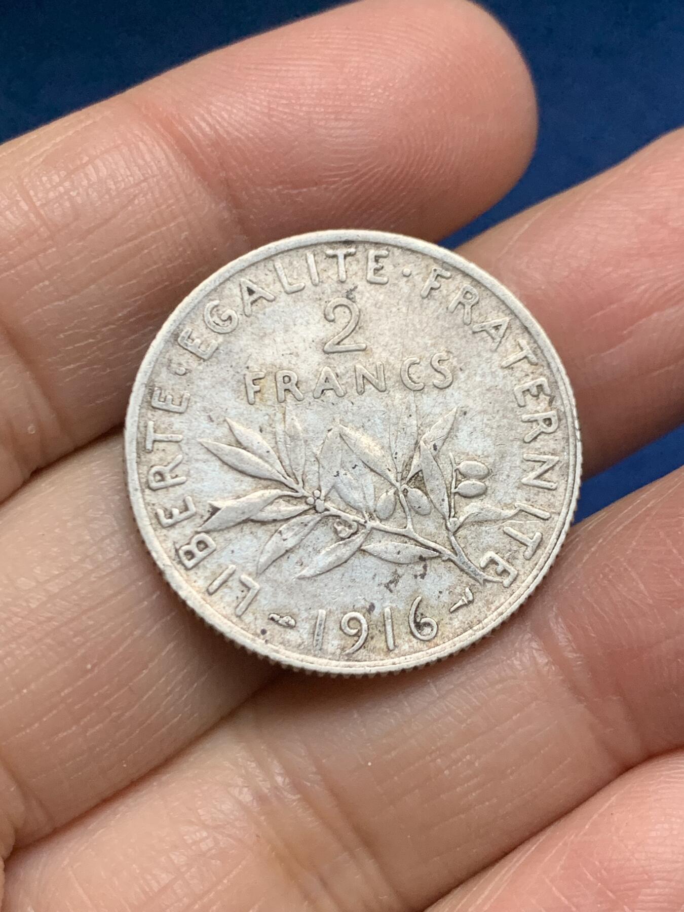 《竞宝斋》第455场 周日，周一 2场连拍 （全场包邮，欢迎送拍） 法国1916年播种女神2法郎银币