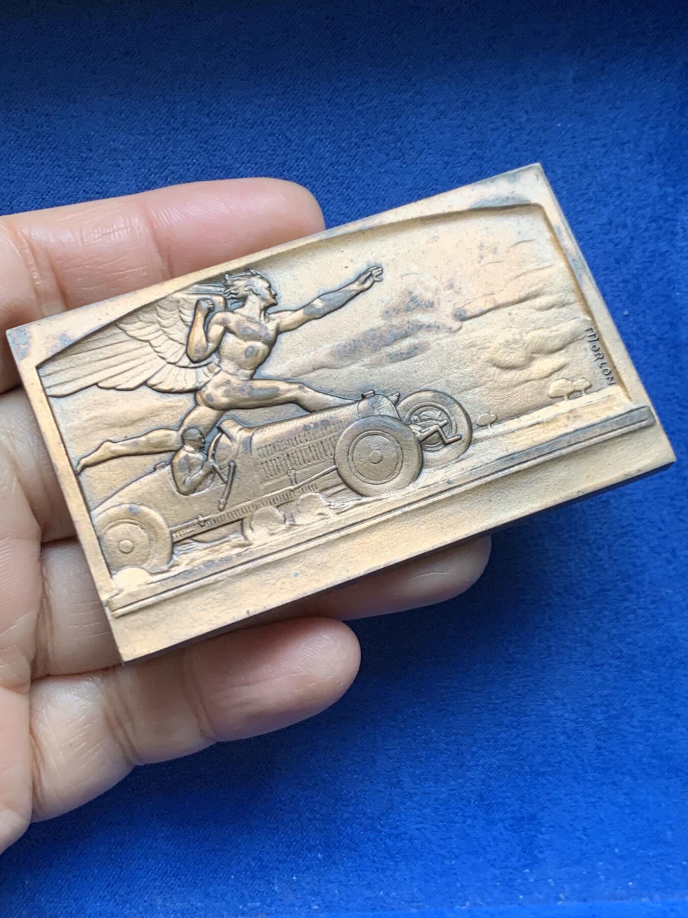 《竞宝斋》第455场 周日，周一 2场连拍 （全场包邮，欢迎送拍） 法国1912年装饰艺术汽车拉力赛铜章，47.6mm*79mm , 145.75g，雕刻大师莫隆（A.Morlon）作品