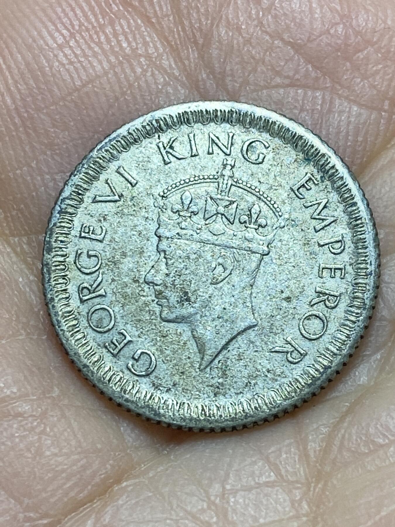 2026年第四场(总第一百七十三场）外国好品散币场(免佣金) 英属印度1942年1/4卢比银币(乔治六世第四版，齿边版，c版加尔各答造，首发年仅发行2年，500银)