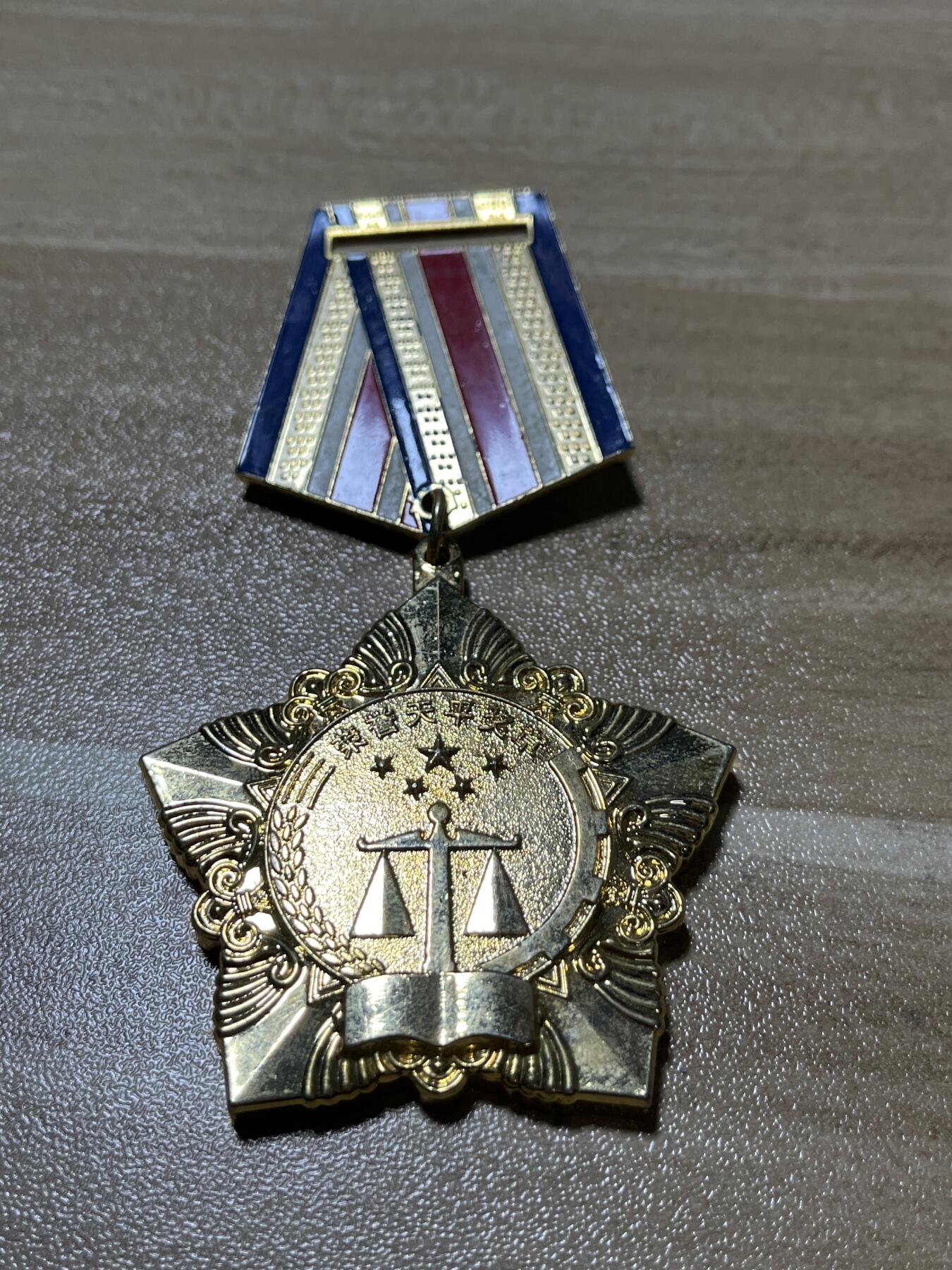 杂七杂八老徽章快拍专场