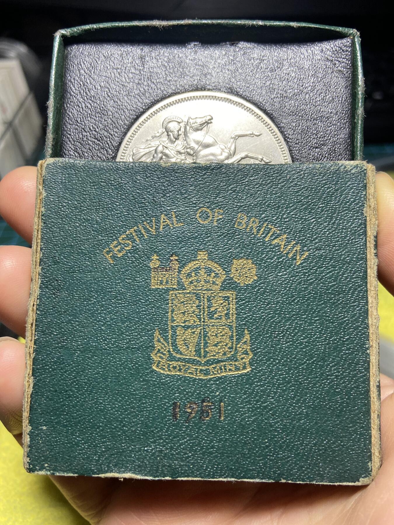2026年第四场(总第一百七十三场）外国好品散币场(免佣金) 好品–英国🇬🇧1951年5先令(乔治六世时期，绿盒无证)