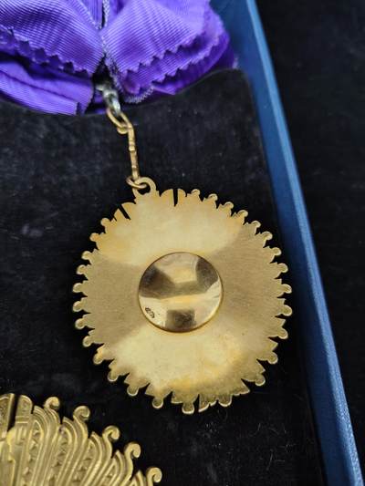 0元起拍勋章 第323期 咸鱼国勋章拍卖专场 1月7日（周三）下午6：00开始 秘鲁 纯银镀金 大十字级杰出服务勋章