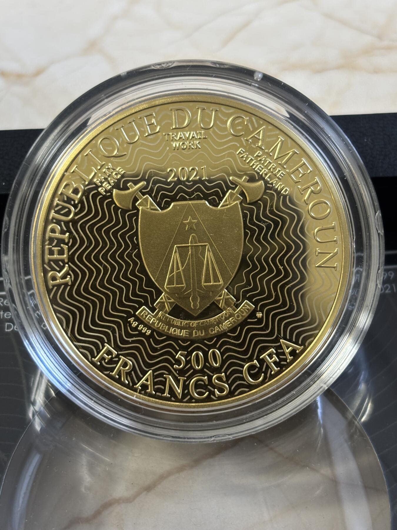 第187期拍卖 喀麦隆2021年幸运树2镶嵌彩色精制双面镀金银币17.5克，999银，发行550枚