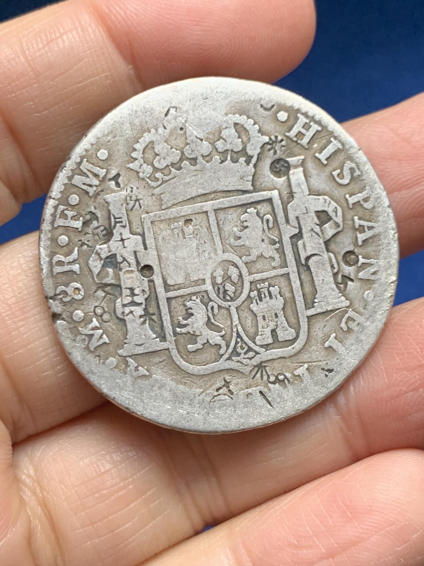 《竞宝斋》第455场 周日，周一 2场连拍 （全场包邮，欢迎送拍） 墨西哥1799年卡洛斯四世双柱银币 磨损稍大