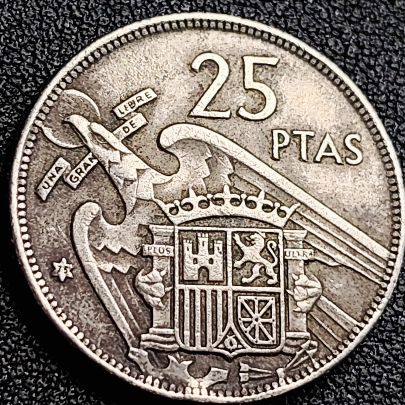 泉币菌-第164场-新年第七场 精品福利场 弗朗西斯科佛朗哥 西班牙1957年25比塞塔銅镍币 26.5mm8.5g