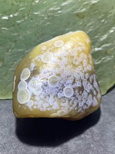 放福利！精美罕见天然戈壁阿拉善酒红色白皮天眼纹玛瑙原石一颗， - 放福利！精美罕见天然戈壁阿拉善酒红色白皮天眼纹玛瑙原石一颗，