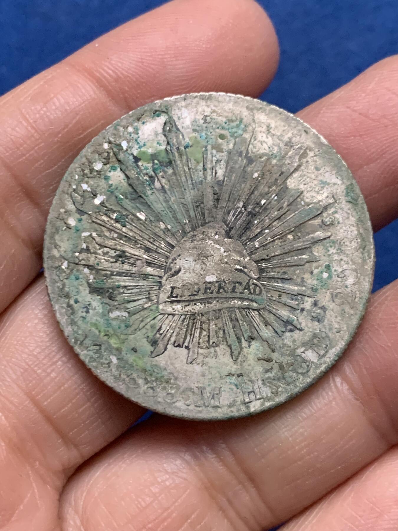 《竞宝斋》第455场 周日，周一 2场连拍 （全场包邮，欢迎送拍） 墨西哥1888年墨戳鹰洋一圆 罐装原味难得