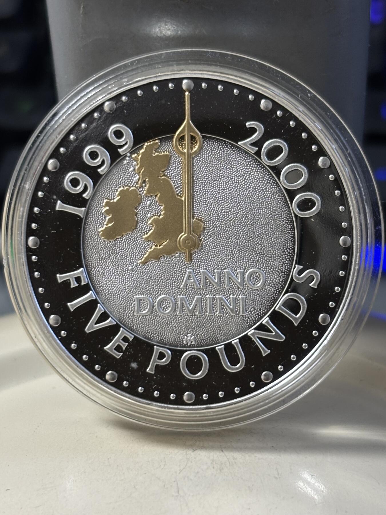 第187期拍卖 英国1999年千禧年系列时钟5镑镀金版本纪念银币，999银镀金，28.28克