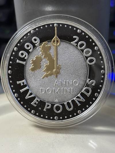 第187期拍卖 - 英国1999年千禧年系列时钟5镑镀金版本纪念银币，999银镀金，28.28克