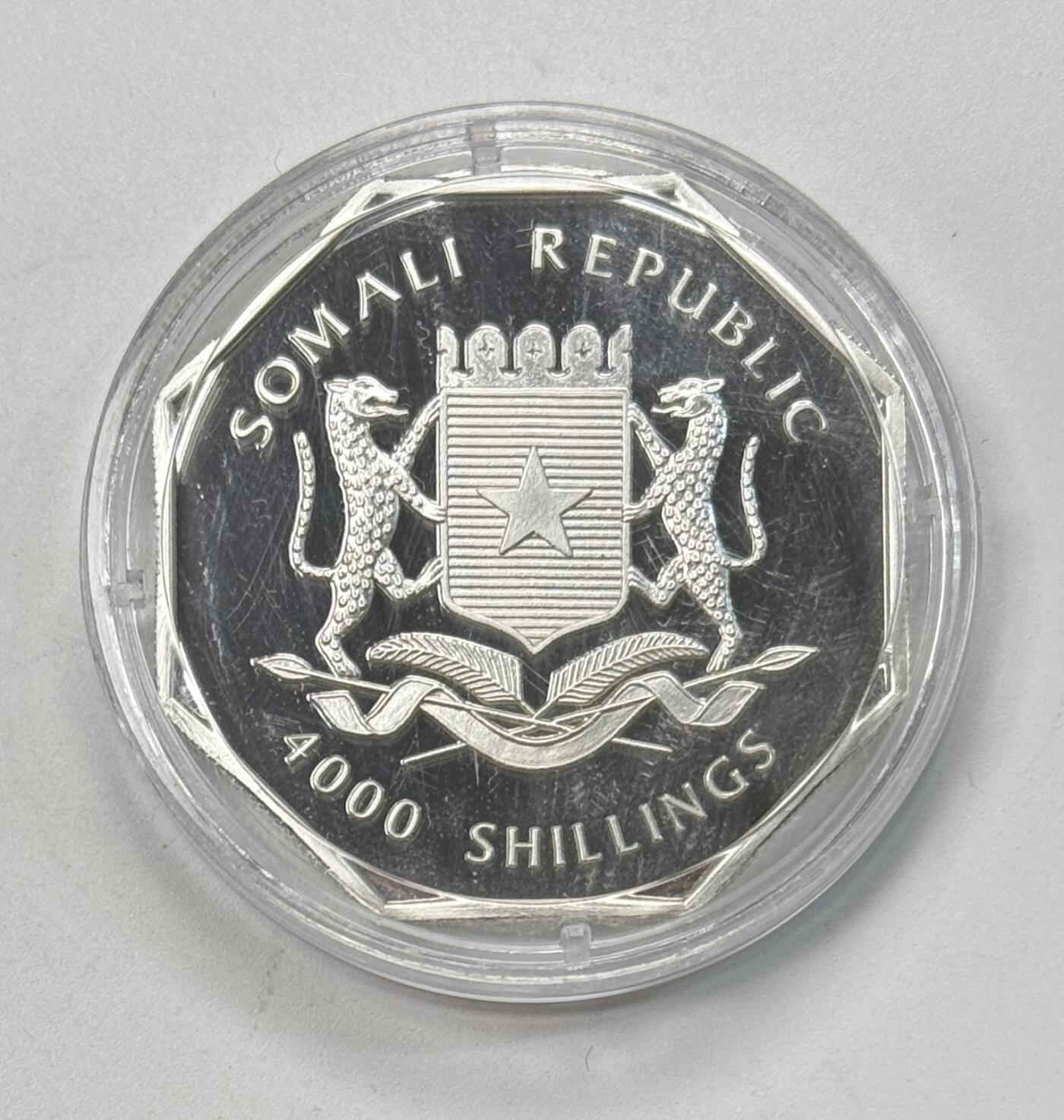 S&S Numismatic世界钱币-拍卖 第118期  索马里2005年 郑和下西洋-长颈鹿 4000先令精制彩色纪念银币 25克925银