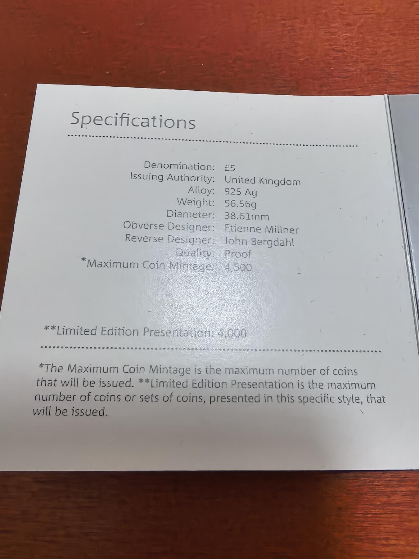 长老汇蛇年精选第九十二场拍卖 2017英国女王夫妇钻石婚5英镑精制加厚银币，56.56克925银，盒证全，4000套