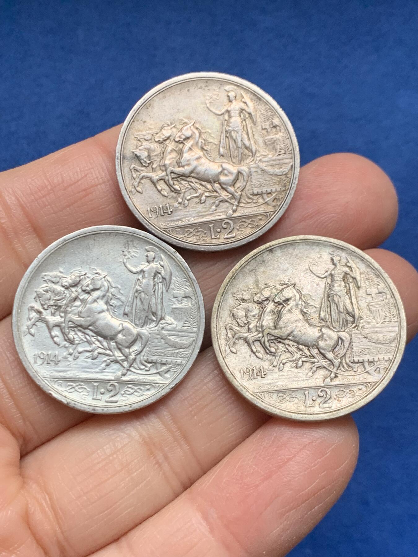 《竞宝斋》第455场 周日，周一 2场连拍 （全场包邮，欢迎送拍） 三枚一组 意大利1914年马车女神2里拉银币 27mm 总重29.8克