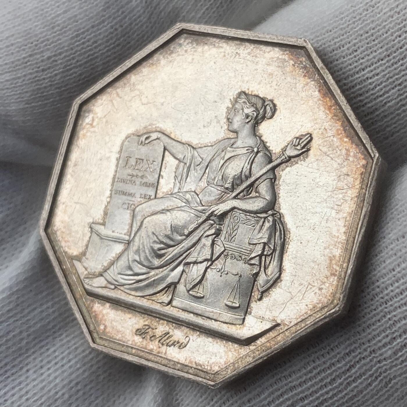 掌中浮雕-藏着的欧洲第048场 1849年法国巴黎公证处八角银章，34.4mm，18.96g