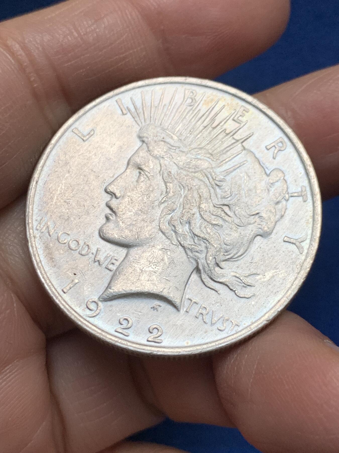 《竞宝斋》第455场 周日，周一 2场连拍 （全场包邮，欢迎送拍） 美国1922年和平1美元大银币