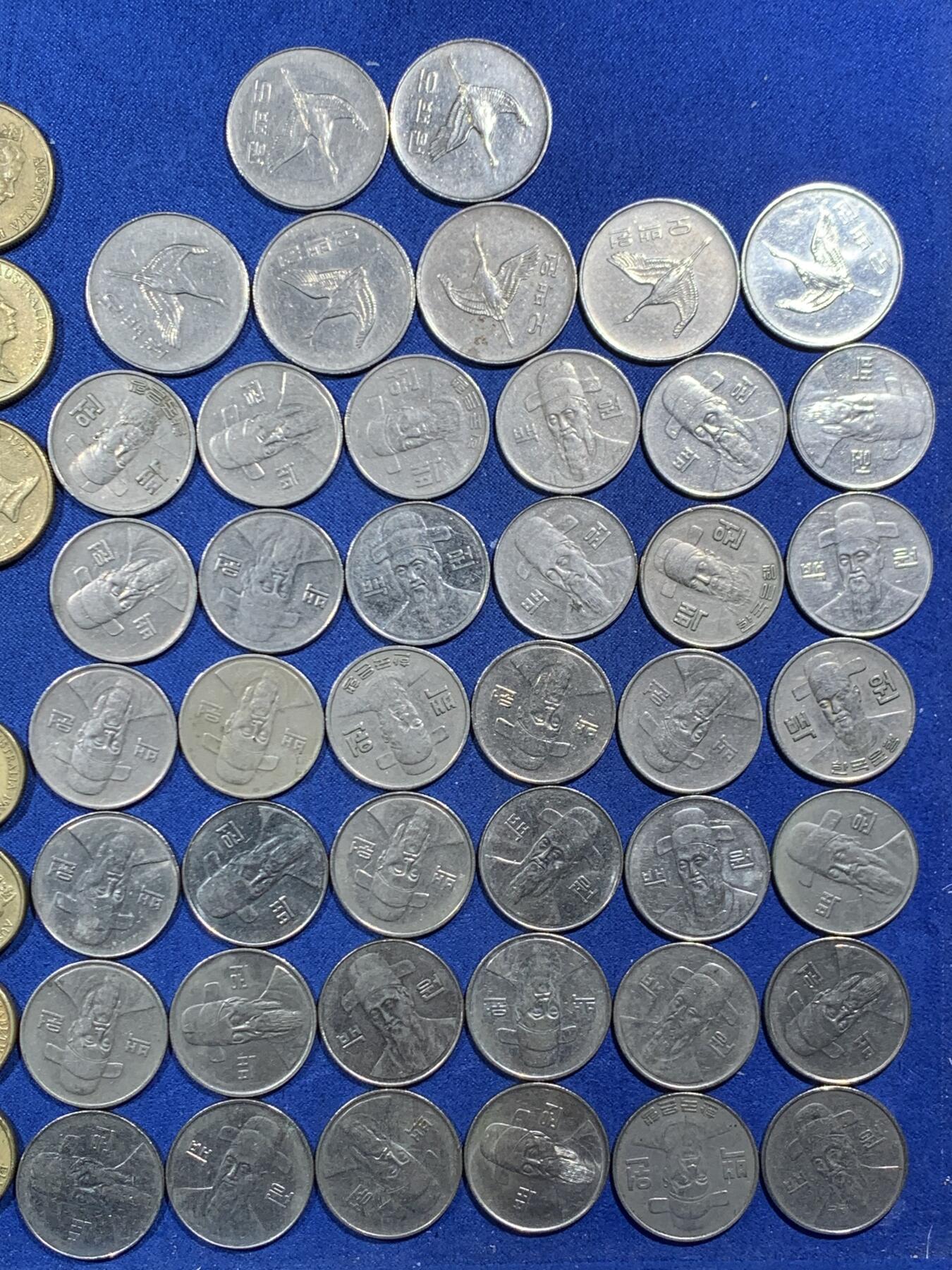 《竞宝斋》第455场 周日，周一 2场连拍 （全场包邮，欢迎送拍） 澳元与韩元一组 细节见图