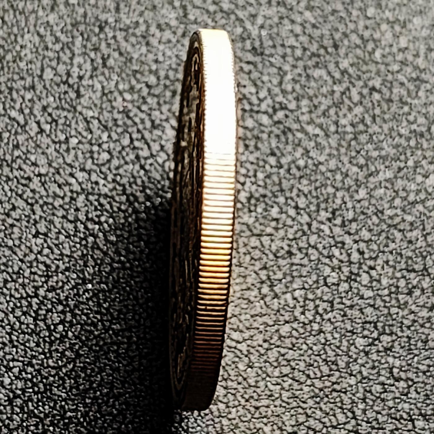 泉币菌-第164场-新年第七场 精品福利场 铜光美品 帕斯的鸽子形签名 危地马拉1格查尔钢镀黄铜硬币 29.0毫米 6.4克