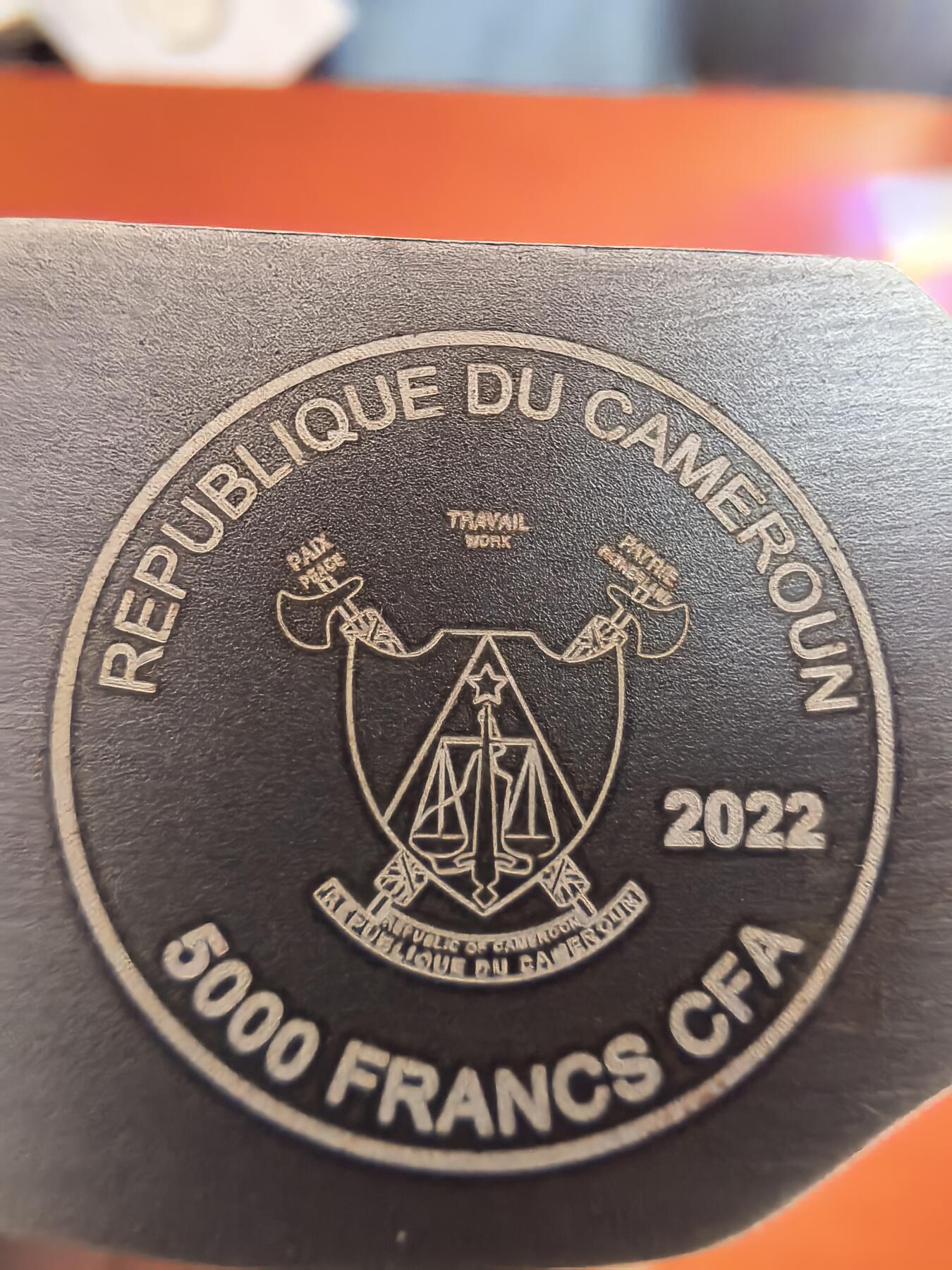 长老汇蛇年精选第九十二场拍卖 2022喀麦隆世界雕塑系列一断臂维纳斯5000法郎异形仿古银币，3盎司925银，199枚，盒证全