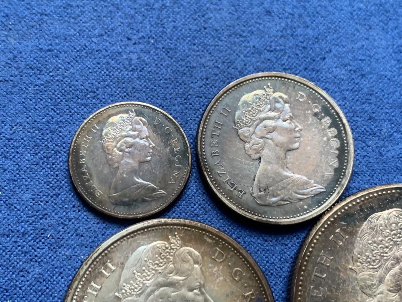 《竞宝斋》第455场 周日，周一 2场连拍 （全场包邮，欢迎送拍） 四枚一组 加拿大1967年10分/25分/50分/1元银币 总重约42.95克