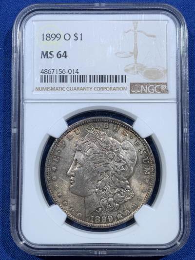 《竞宝斋》第454场 周日，周一 2场连拍 （全场包邮，欢迎送拍） - NGC MS64 美国1899年O版摩根银币，原汁原味双面五彩老包浆，包浆醇厚润泽，转光强烈细节优秀。