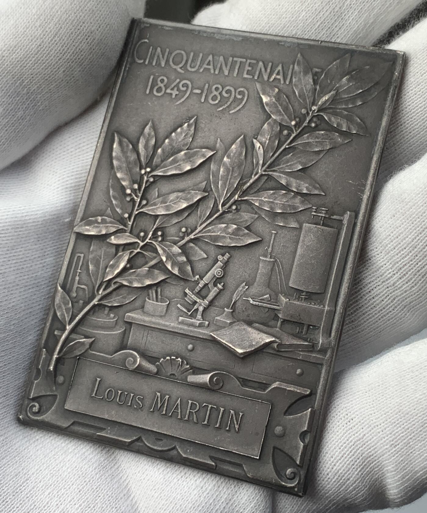 掌中浮雕-藏着的欧洲第048场 1899年法国生物学会50周年镀银铜章， 73×48mm，Paul richer雕刻，获得者：Louis Martin.  稀少