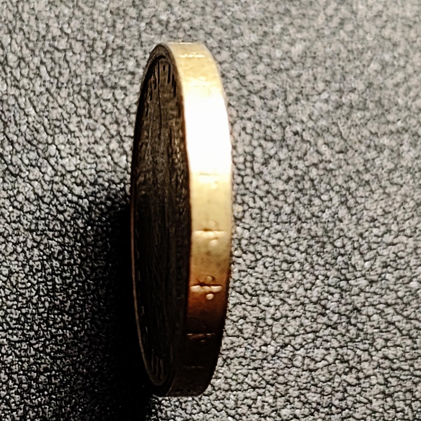 泉币菌-第165场-新年第八场 精品福利场 原铜光美品 双柱 西班牙100比萨塔硬币 80年代版 直径24.5MM加厚黄铜币 花边