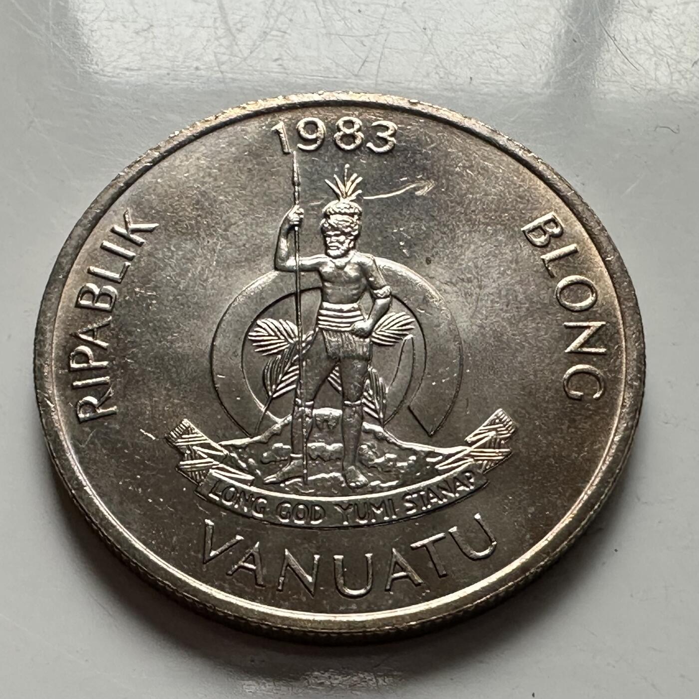 🌹外币初藏🌹🐯2026年第3场  每周二四六晚8️⃣点 接代拍 瓦努阿图1983年10瓦图