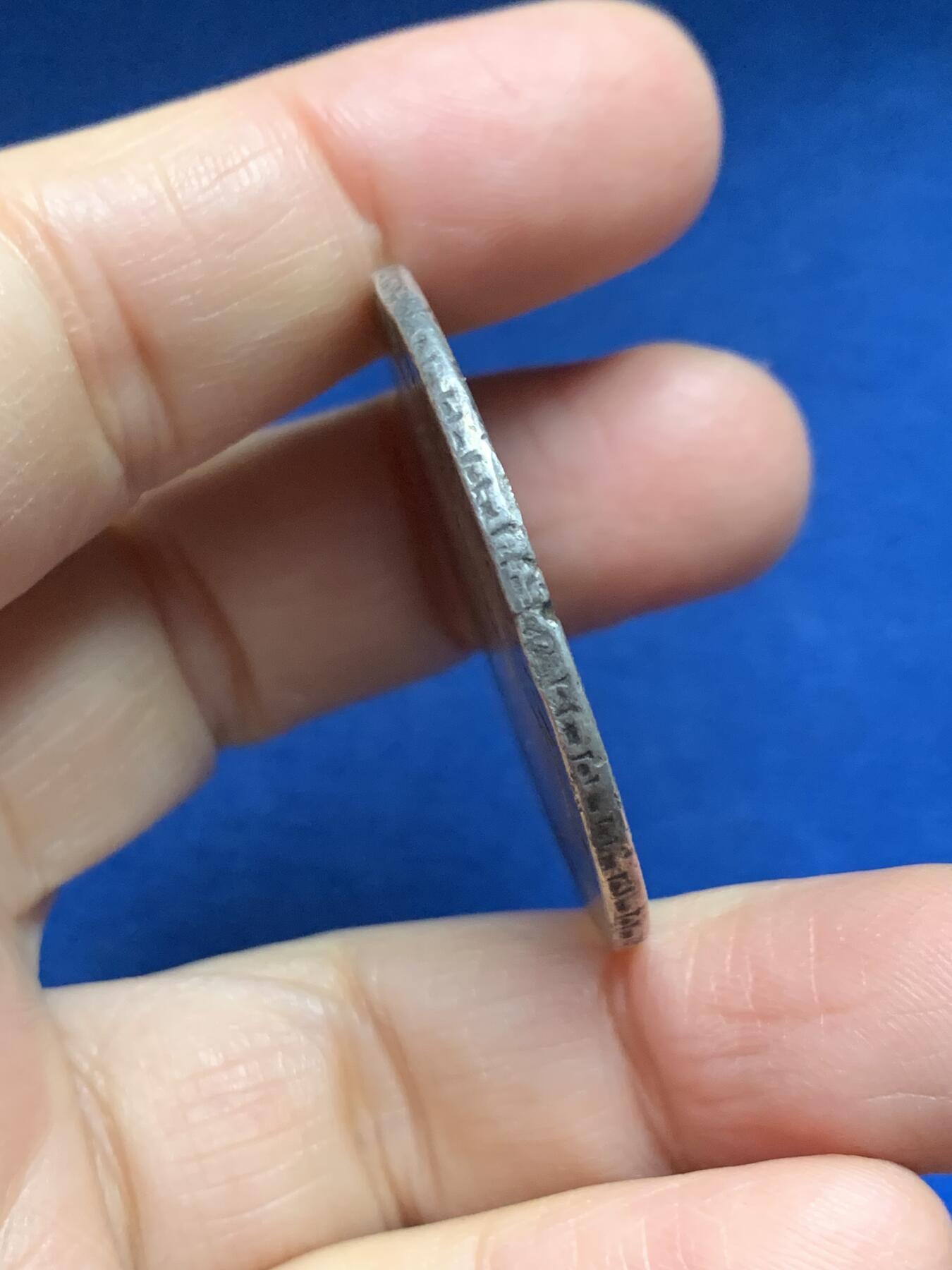 《竞宝斋》第455场 周日，周一 2场连拍 （全场包邮，欢迎送拍） 墨西哥1799年卡洛斯四世双柱银币 磨损稍大