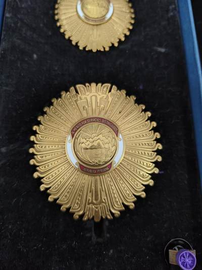 0元起拍勋章 第323期 咸鱼国勋章拍卖专场 1月7日（周三）下午6：00开始 秘鲁 纯银镀金 大十字级杰出服务勋章