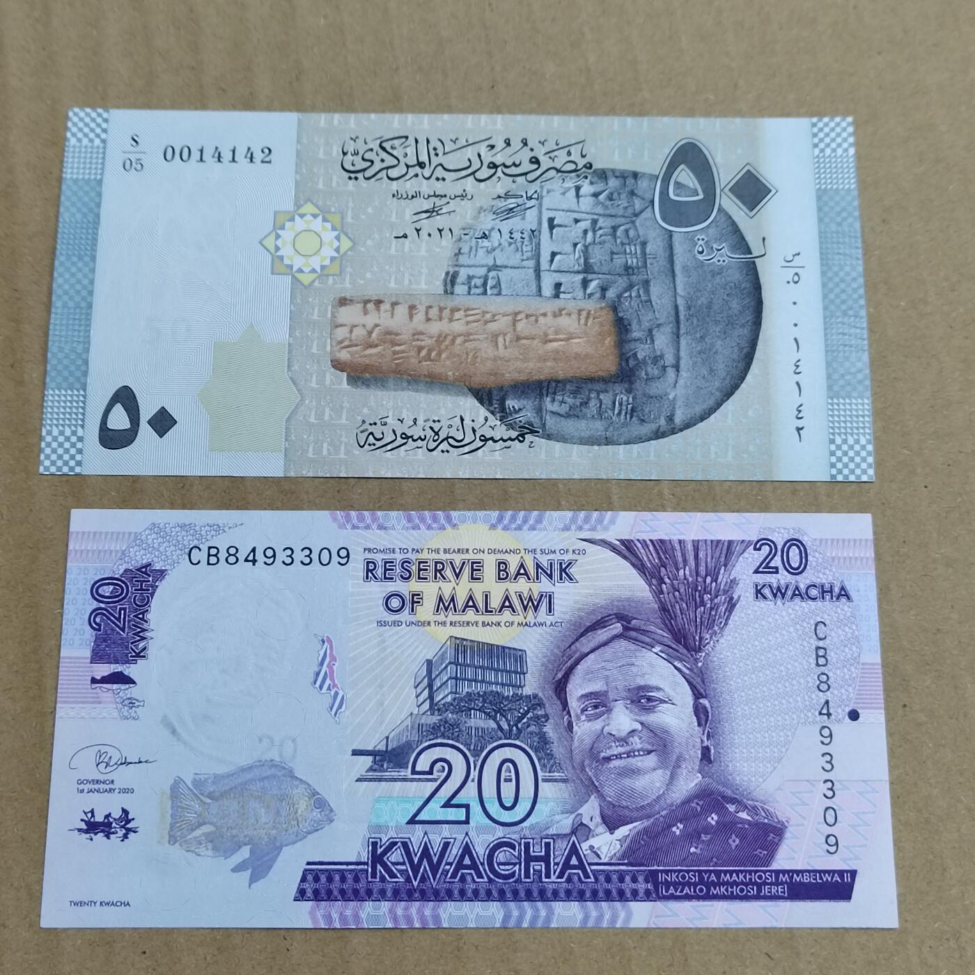 PCAI钱币   5-696  纸币等杂項小专场 外币二张