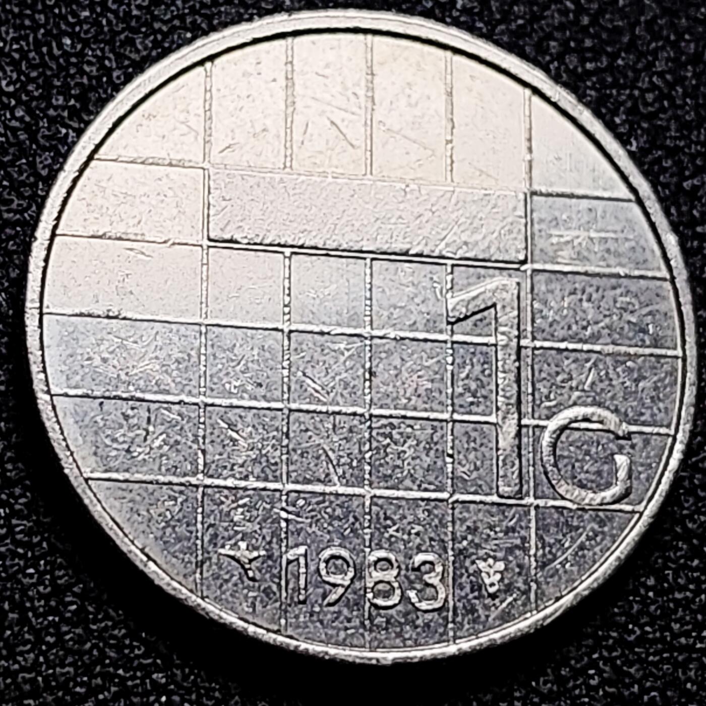 泉币菌-第164场-新年第七场 精品福利场 1983年 荷兰1盾镍币 贝娅特丽克丝女王 25mm