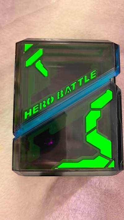 满200包邮！龙虎卡牌-七一场（满200元包邮，无佣金，每周六结拍，欢迎送拍） - 【全新】卡游英雄对决 卡牌磁吸收纳盒 