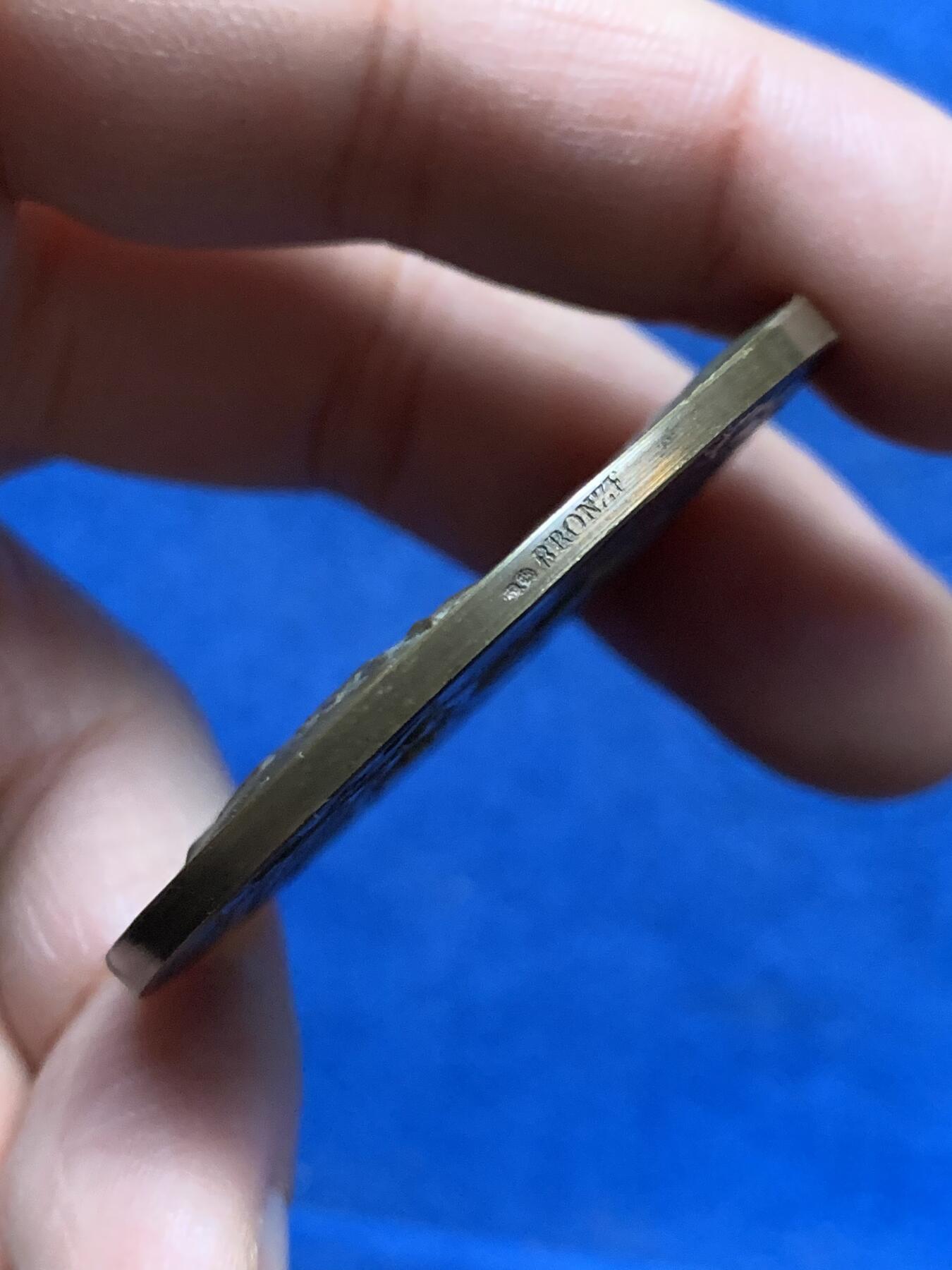 《竞宝斋》第455场 周日，周一 2场连拍 （全场包邮，欢迎送拍） 法国1900年世博会纪念铜章 52.6克 49.5mm 丰饶角铜标