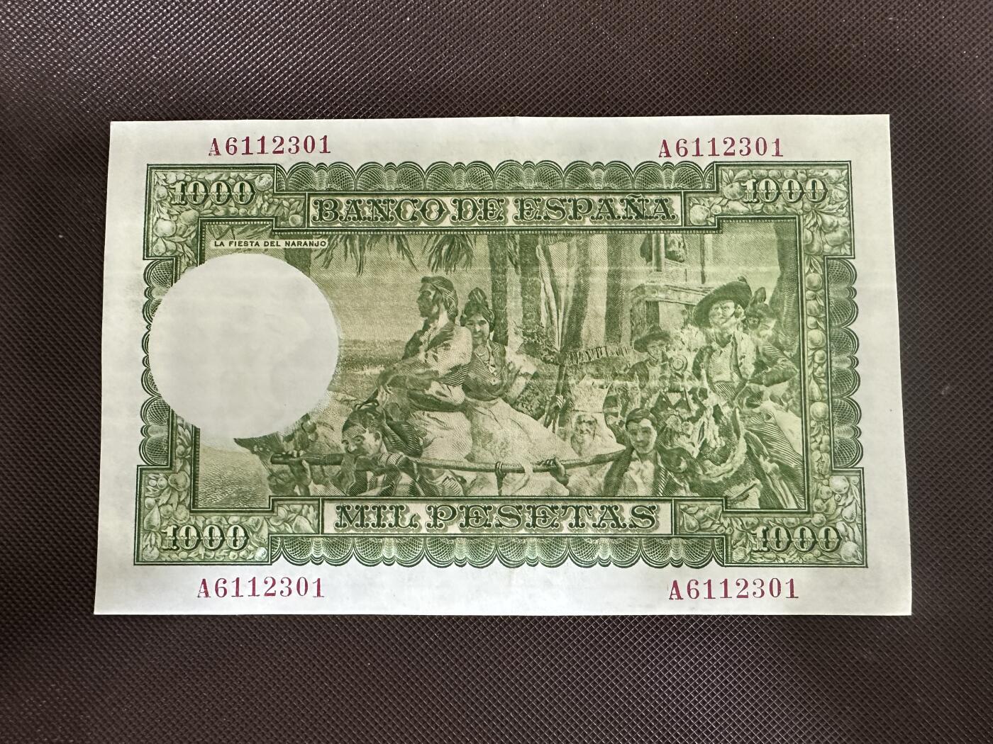 喜羊羊钱币收藏2025第12期(流通品相场) 西班牙	P-143 1951年1000比塞塔	品相如图			A6112301			