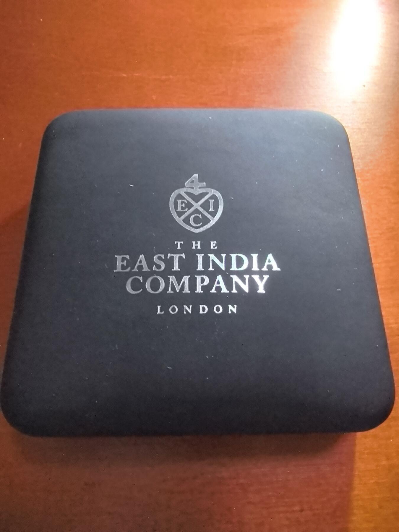 长老汇蛇年精选第九十二场拍卖 2021圣勒赫拿岛美惠三女神1英镑精制银币，1盎司999银，3000枚，盒证全，市场价2300