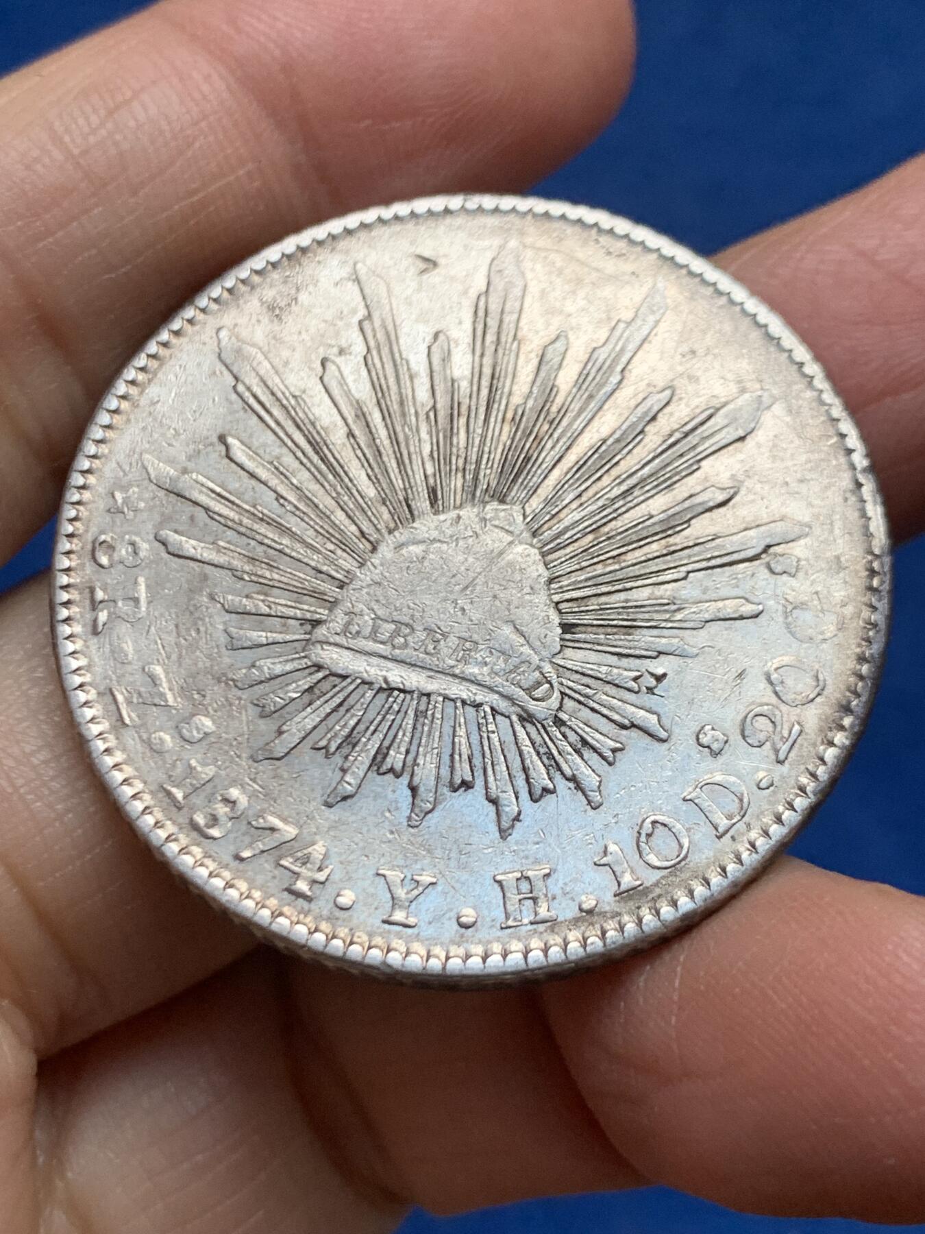 《竞宝斋》第455场 周日，周一 2场连拍 （全场包邮，欢迎送拍） 墨西哥1874年ZS厂8里亚尔鹰洋，带戳，具体品相见图