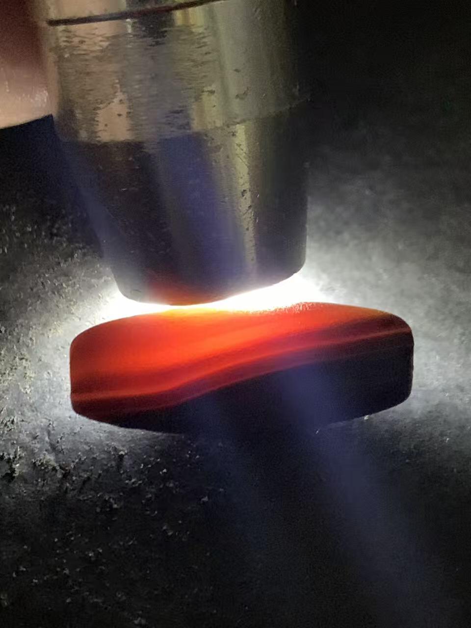 药师玛瑙风化纹随形桶珠一个