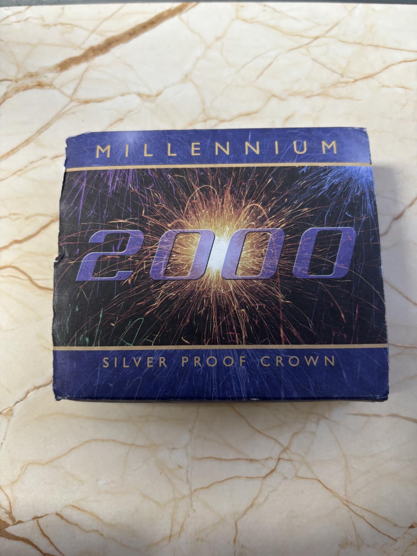 第187期拍卖 英国1999年千禧年系列时钟5镑镀金版本纪念银币，999银镀金，28.28克