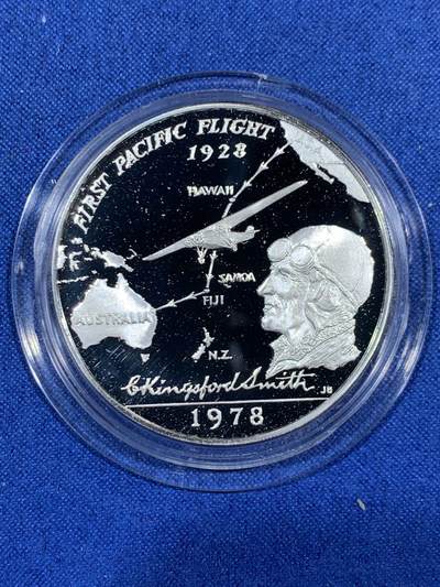 《竞宝斋》第454场 周日，周一 2场连拍 （全场包邮，欢迎送拍） - 西萨摩亚1978年1元精制银币，纪念第一次飞跃太平洋，带原盒，31.47克，925银