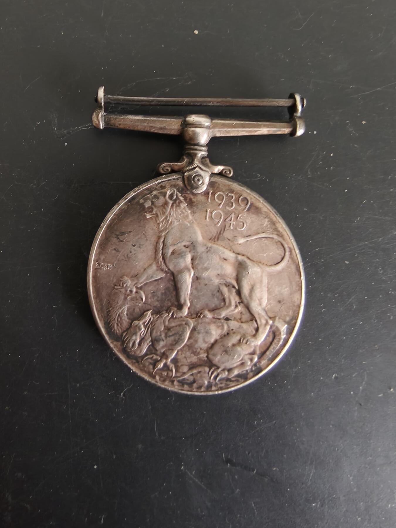 老王徽章第174期 英联邦二战纪念章    加拿大版    925银    无绶带    35.9g