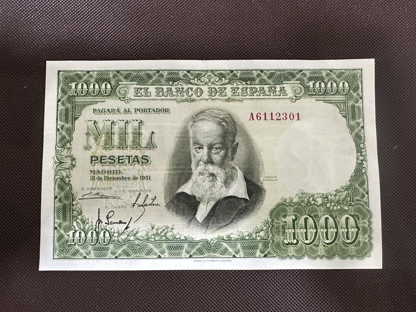 喜羊羊钱币收藏2025第12期(流通品相场) 西班牙	P-143 1951年1000比塞塔	品相如图			A6112301			