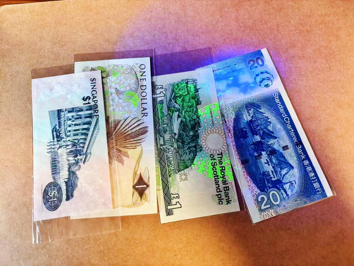 【Blue Auction】世界纸币精拍第772期——18级TOP拍卖/信誉/品质/专业/高效💫 【一组4张 含无47及555豹子号】香港、苏格兰、新加坡、新西兰纸币一组 UNC-