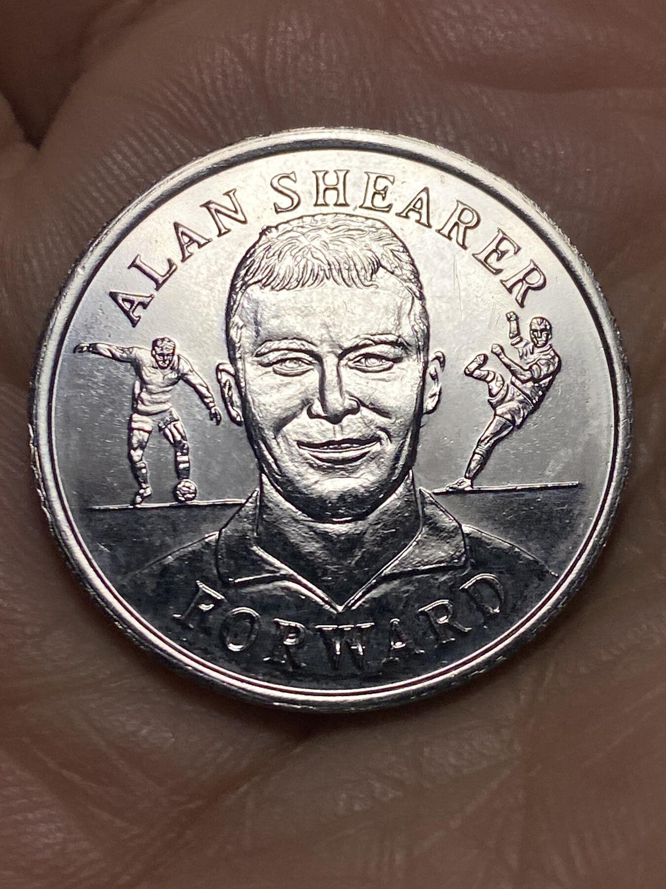 2026年第四场(总第一百七十三场）外国好品散币场(免佣金) 英国🇬🇧1998年法国世界杯官方纪念章(英格兰国家队前锋阿兰·希勒)