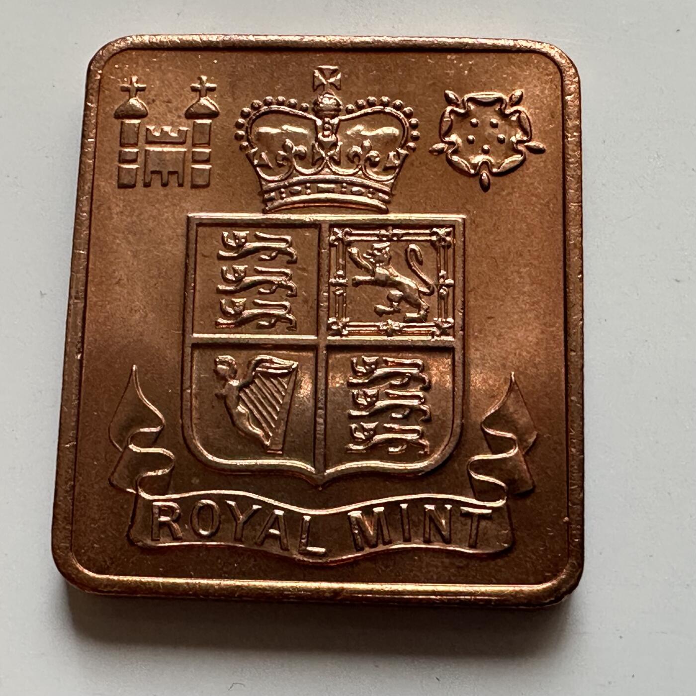 🌹外币初藏🌹🐯2026年第4场  每周二四六晚8️⃣点 接代拍 英国1971年皇家造币厂套币铜章