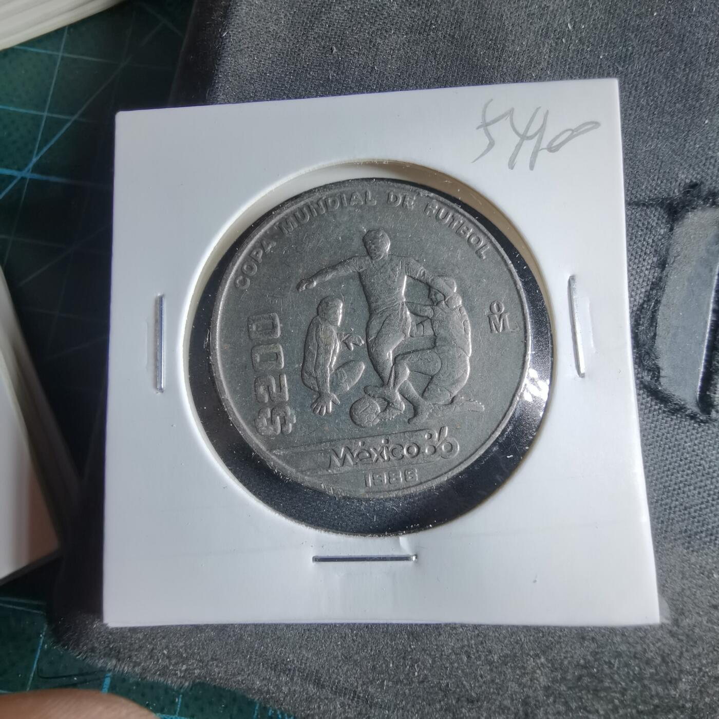 沼泽如烟--第954场 墨西哥1986年200比索纪念币