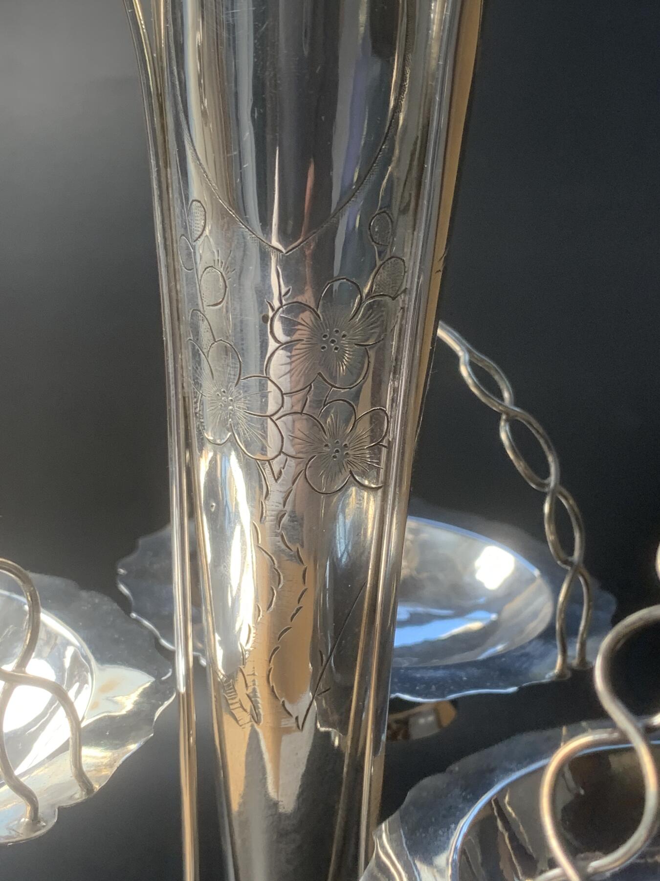 掌中浮雕-藏着的欧洲第048场 192X年中国高银挂篮，30.80厘米高 X 21厘米高，重401克