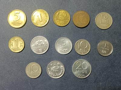 【游宝包邮场】蛇年第105期 纸钞硬币卡牌综合场[一] - 各国硬币 13枚